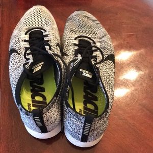 Nike Flyknit Racer Oreo 1.0 size 10 gently worn.
